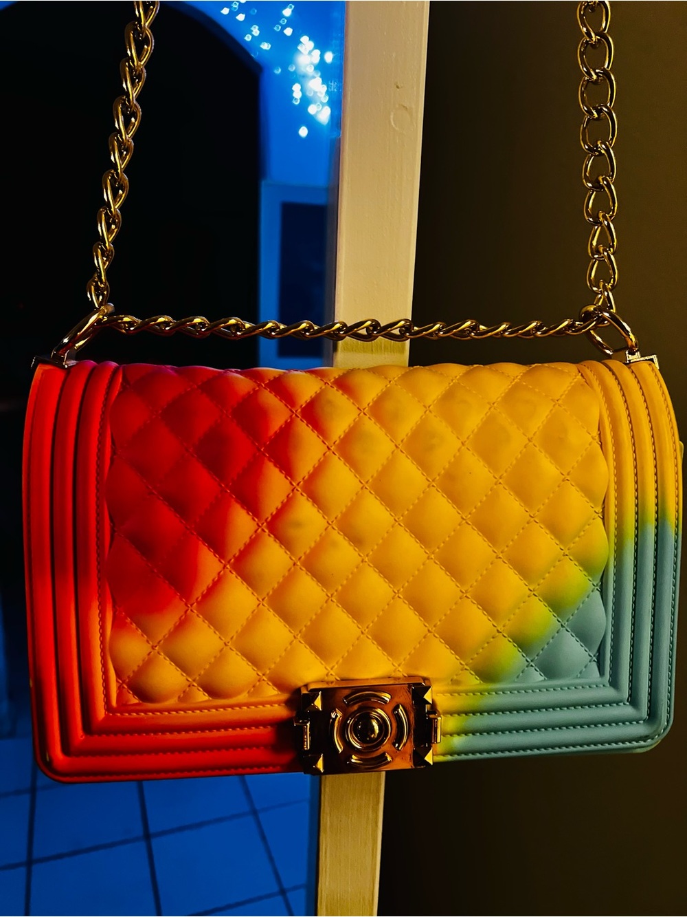 Quilted Gradient Shoulder Bag with Gold Chain Strap